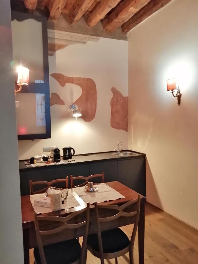 Monolocale Nell'Antica Zona Del Ghetto. Apartment ปาโดวา ภายนอก รูปภาพ